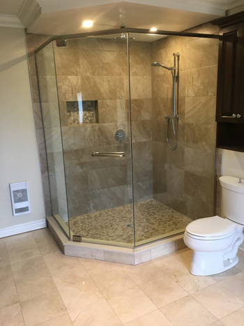 Installation de douche de verre